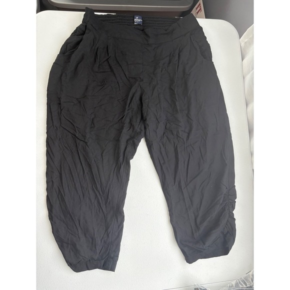 American Eagle Outfitters Smocked Waist Capri Pants XXL Black Casual - Picture 1 of 8